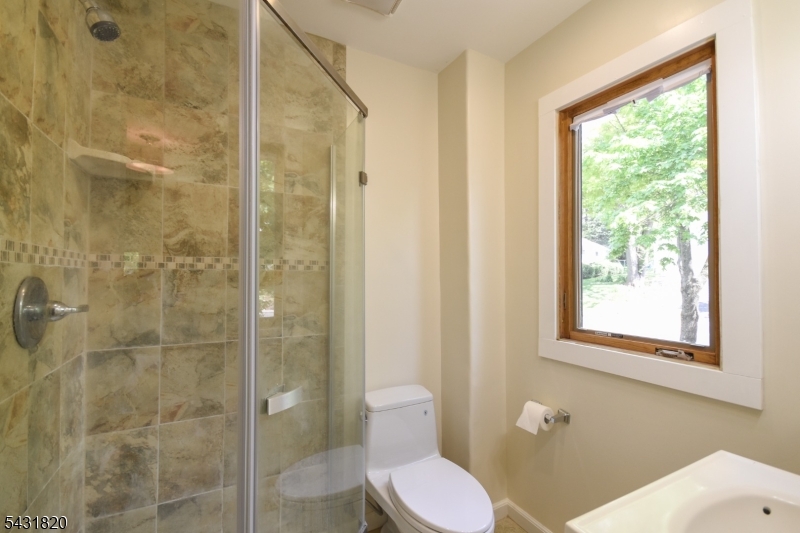 511 Scotland Road South Orange, NJ 07079 - Photo 10 of 36