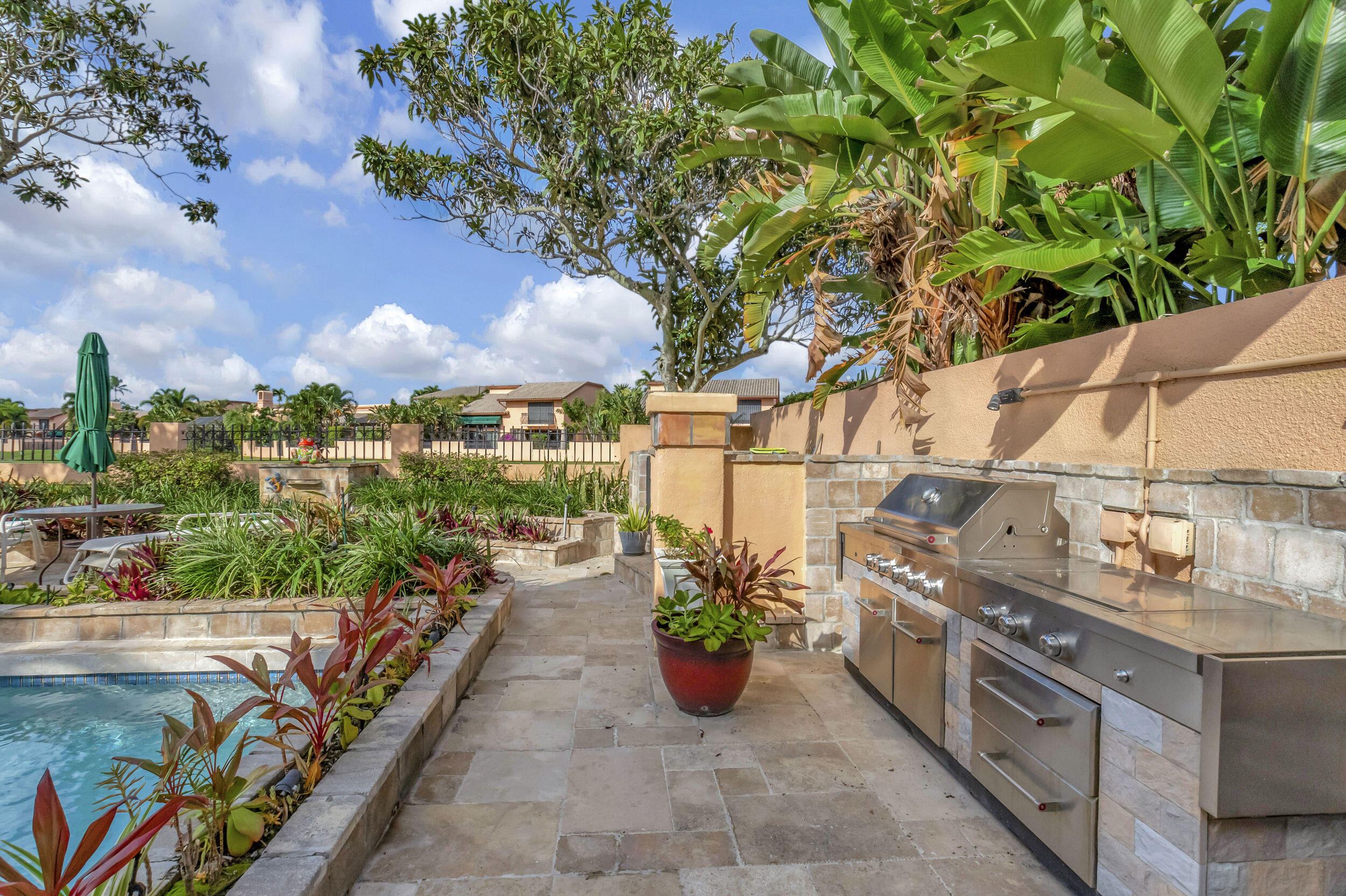 6395 Via Rosa Boca Raton, FL 33433 - Photo 19 of 29 Summer Kitchen