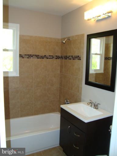 3517 Riviera Street Temple Hills, MD 20748 - Photo 8 of 9 Bath