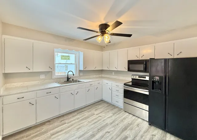 $299,900 | 2035-2039 Roosevelt Avenue, Beloit, WI 53511