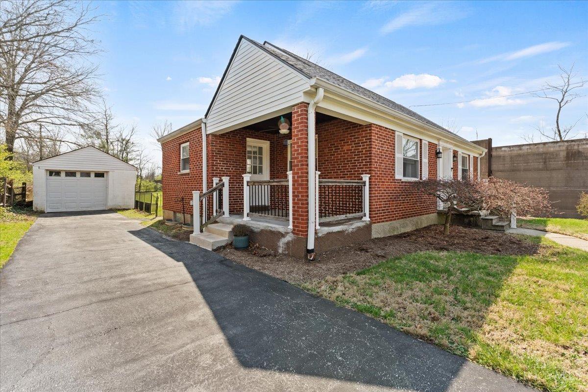10019 Zig Zag Road Montgomery, OH 45242 - Photo 29 of 30