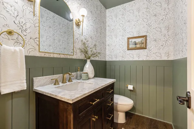 $1,650,000 | 1233 Ballybunion Court Southeast, Grand Rapids, MI 49546