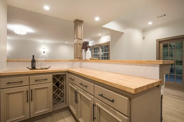 $1,650,000 | 1233 Ballybunion Court Southeast, Grand Rapids, MI 49546