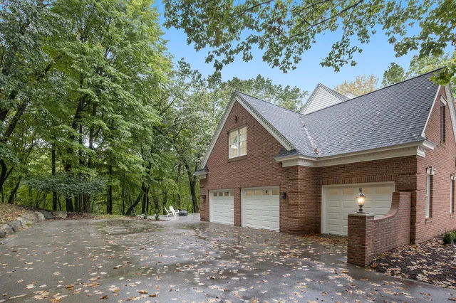 $1,650,000 | 1233 Ballybunion Court Southeast, Grand Rapids, MI 49546