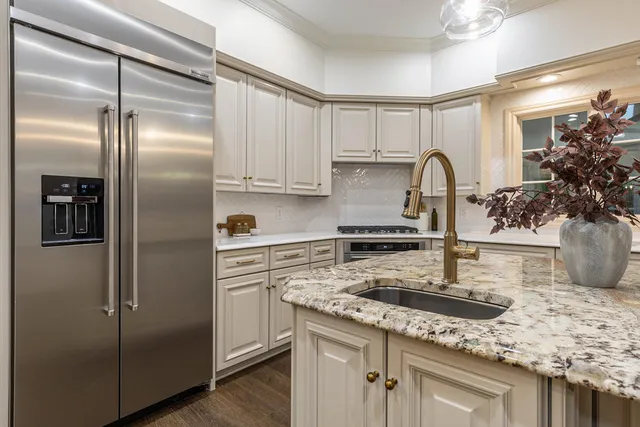 $1,650,000 | 1233 Ballybunion Court Southeast, Grand Rapids, MI 49546