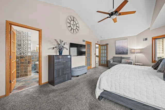 215 East Ryan Court, Arlington Heights, IL 60005