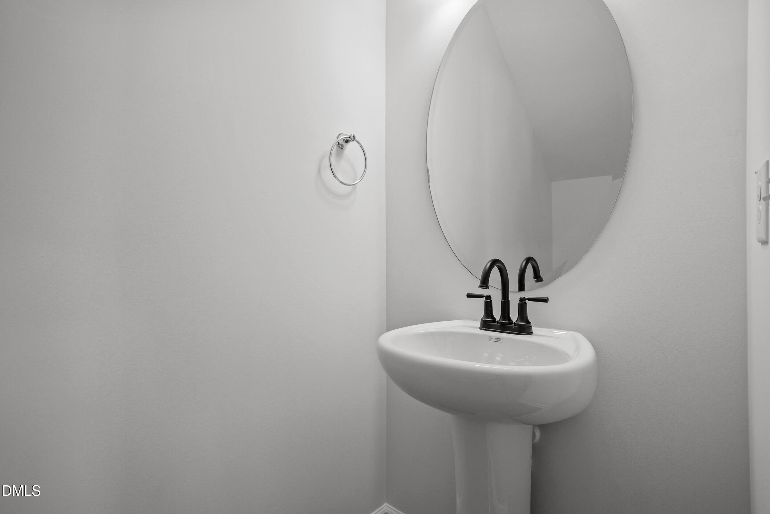 323 Augusta Pond Way, Unit 171 Raleigh, NC 27603 - Photo 17 of 49 Powder Room
