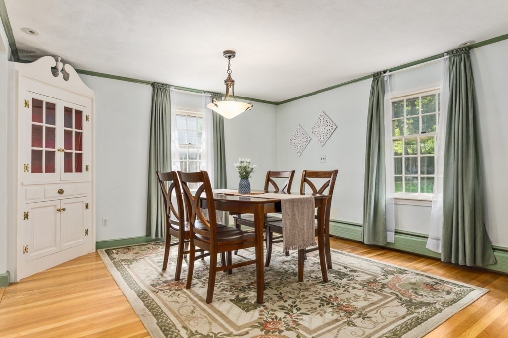 124 Prospect Street Reading, MA 01867 - Photo 15 of 37 Gallery Image 15
