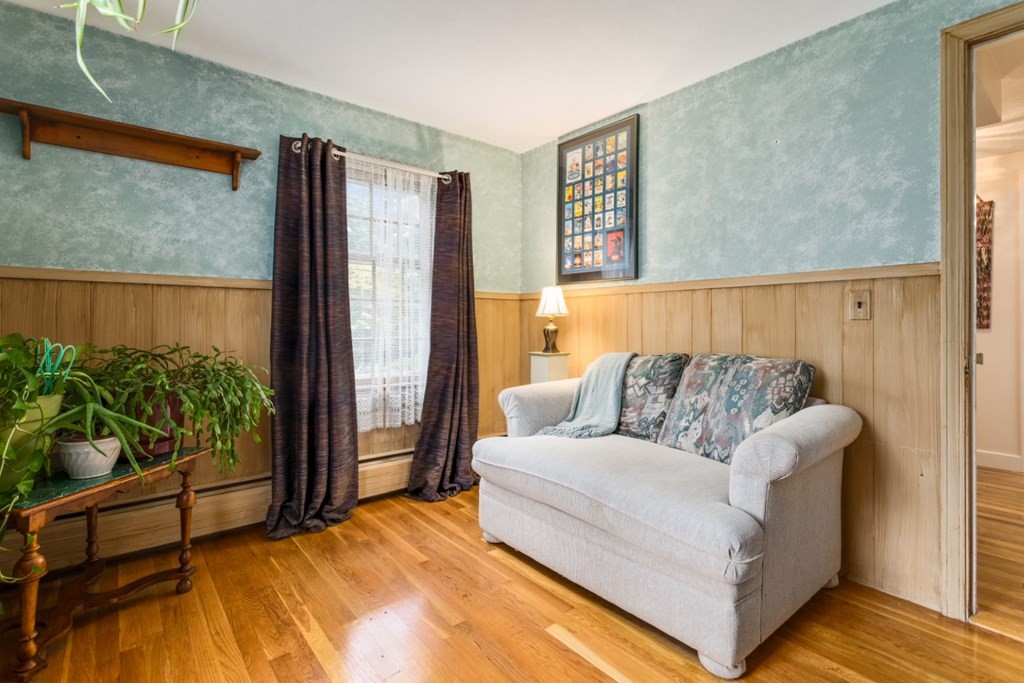 124 Prospect Street Reading, MA 01867 - Photo 18 of 37 Gallery Image 18
