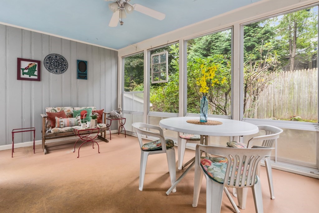 124 Prospect Street Reading, MA 01867 - Photo 20 of 37 Gallery Image 20