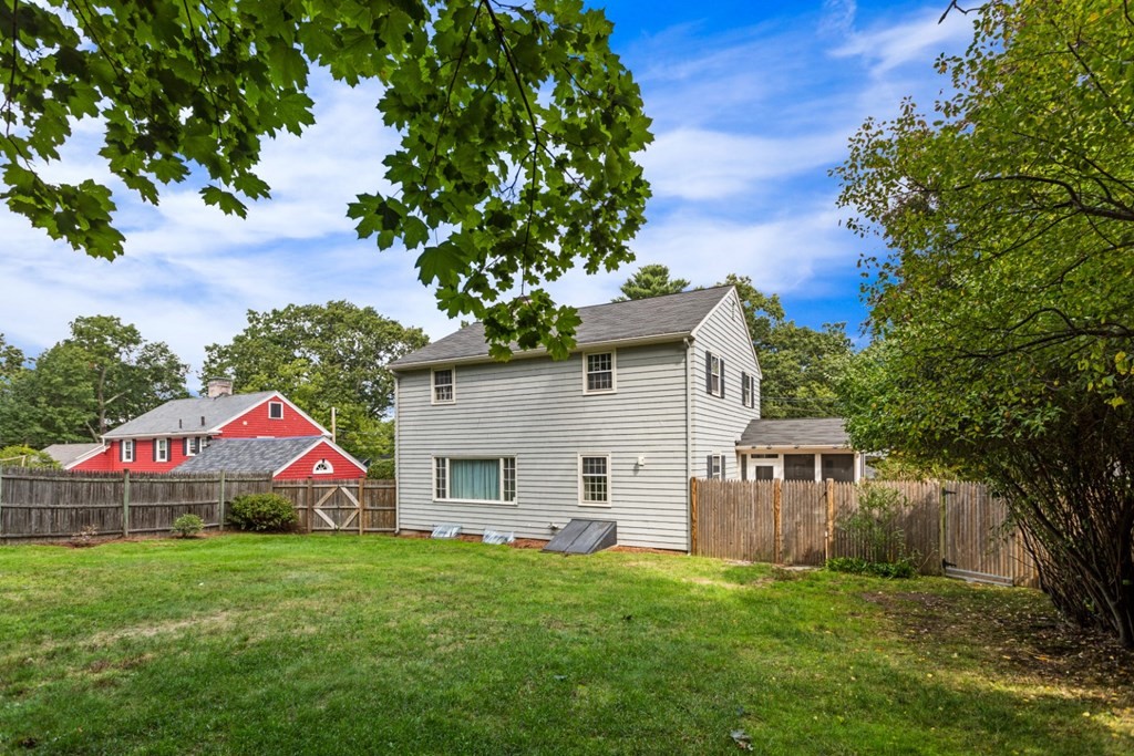 124 Prospect Street Reading, MA 01867 - Photo 35 of 37 Gallery Image 35