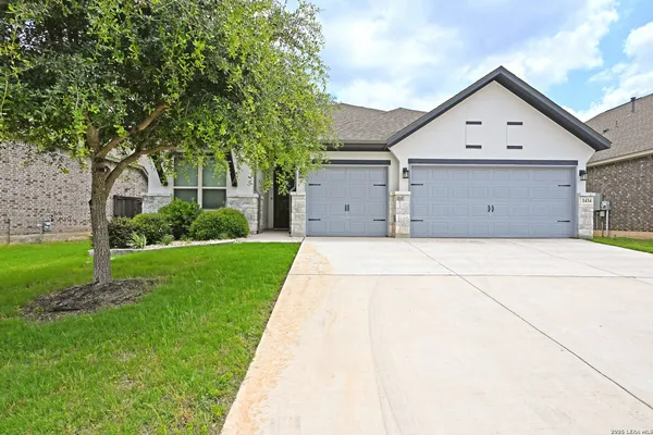 $3,450 | 1434 Oaklawn Drive, New Braunfels, TX 78132