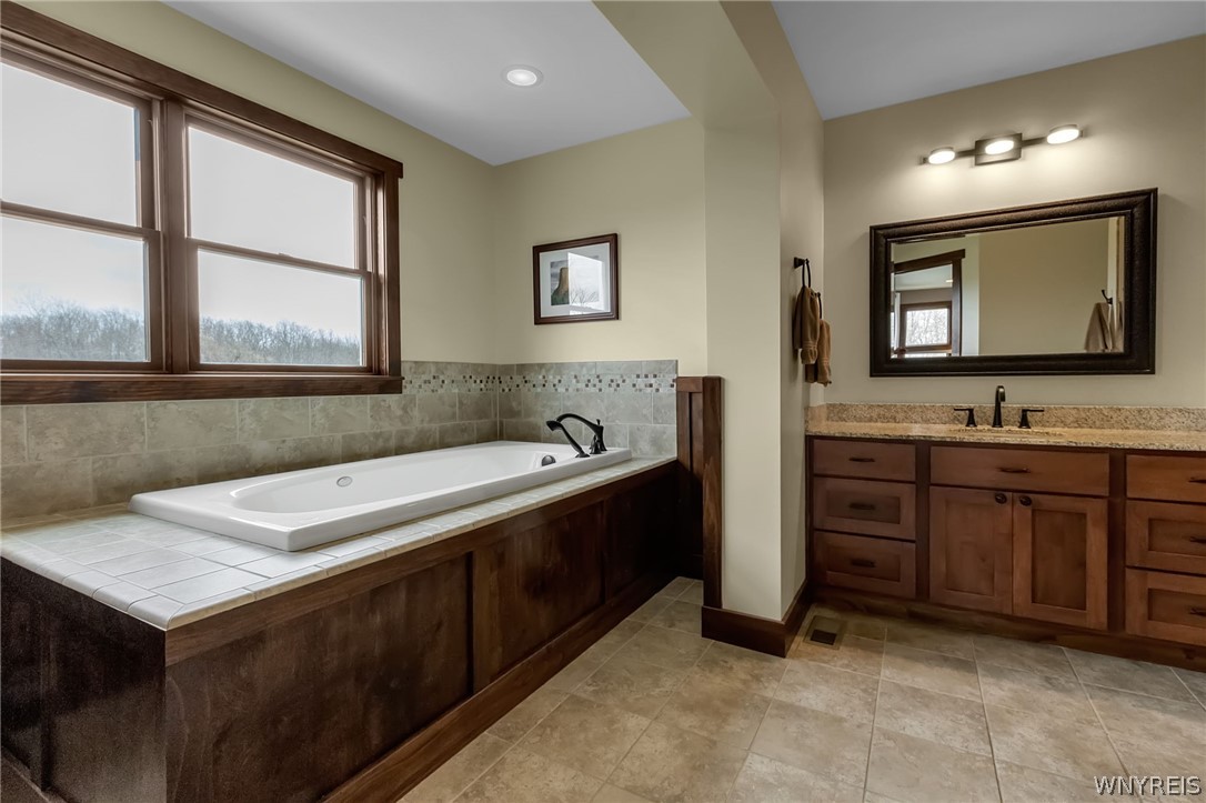 5747 Strickler Road Clarence, NY 14031 - Photo 24 of 50