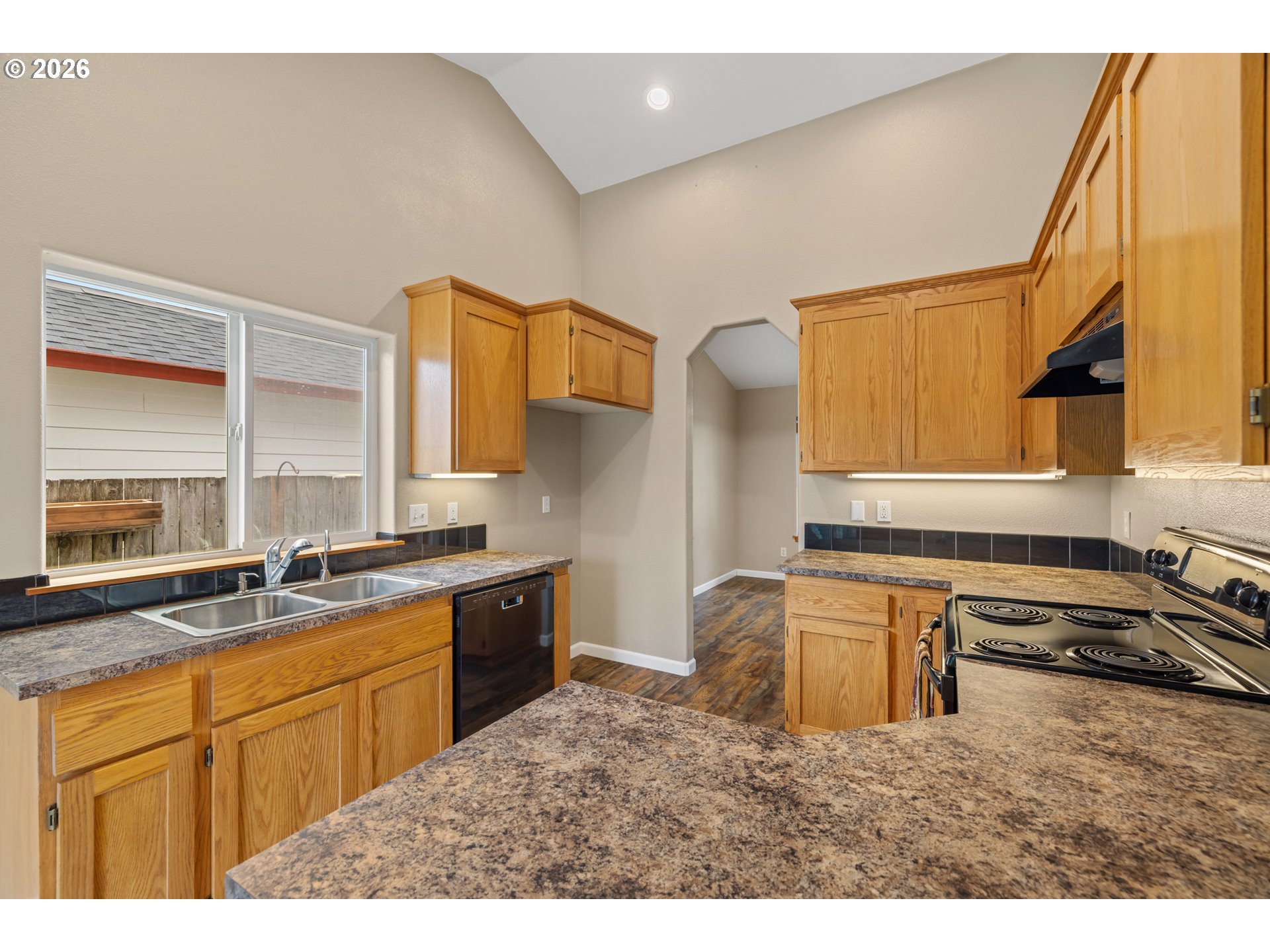 3133 Southeast 28th Street Gresham, OR 97080 - Photo 18 of 43