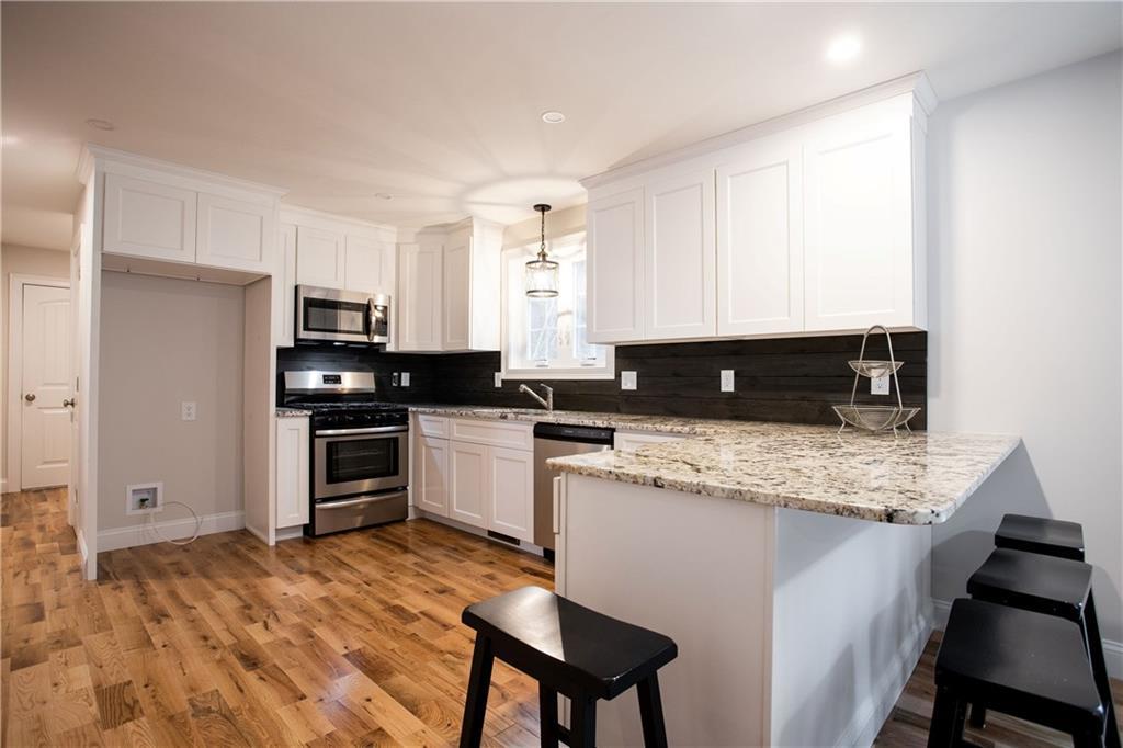 7 Great Pasture Road Cape Neddick, ME 03902 - Photo 6 of 34 Ample granite countertops provide...