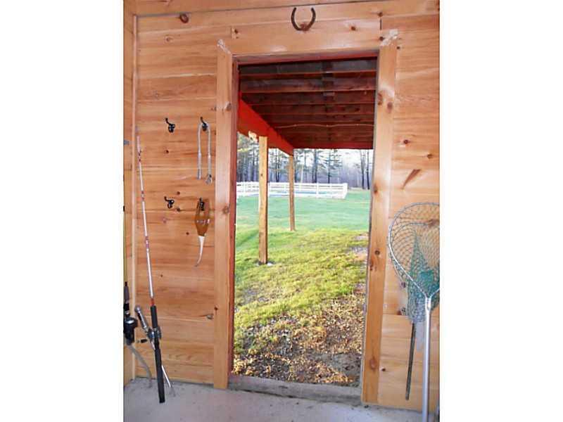 160 Old County Road Pittston, ME 04345 - Photo 26 of 35 Stable/Barn.