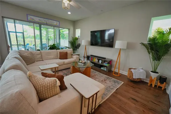 $3,500 | 594 Windy Pine Way, Oviedo, FL 32765