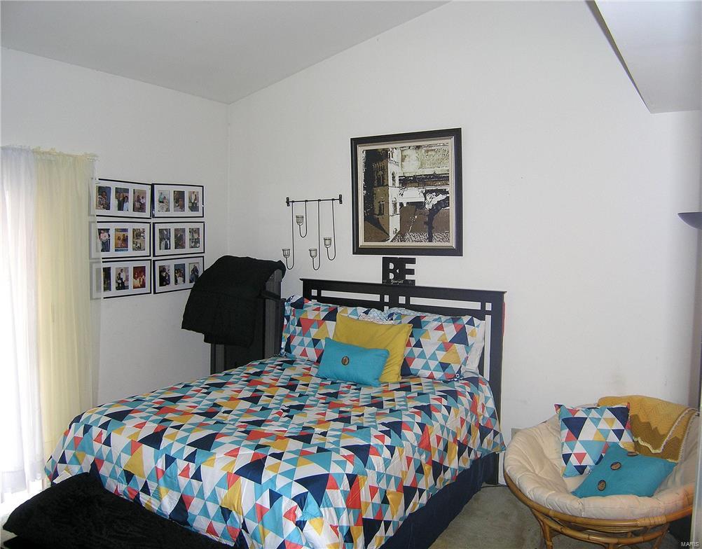 2327 Kratky Road, Unit C St. Louis, MO 63114 - Photo 4 of 10