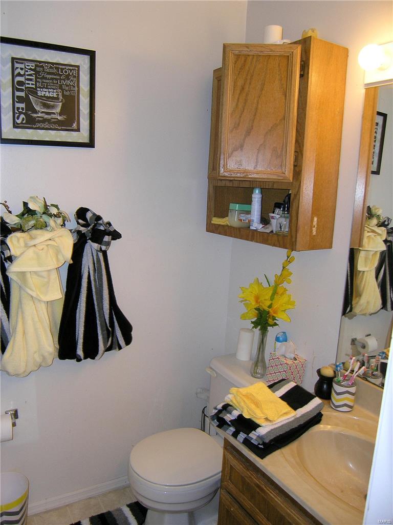 2327 Kratky Road, Unit C St. Louis, MO 63114 - Photo 6 of 10