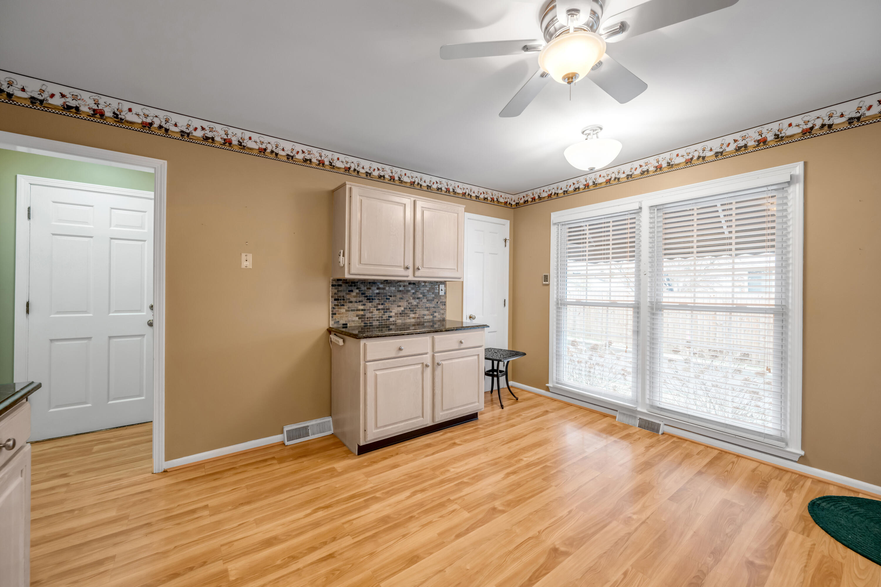 3429 Montavesta Road Lexington, KY 40502 - Photo 10 of 43 DSC_8409