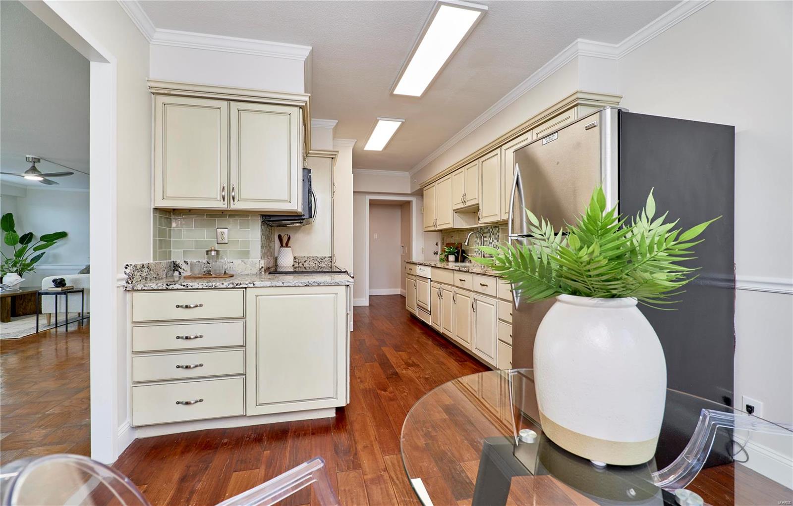 900 South Hanley Road, Unit 7A St. Louis, MO 63105 - Photo 17 of 50 Gallery Image 17