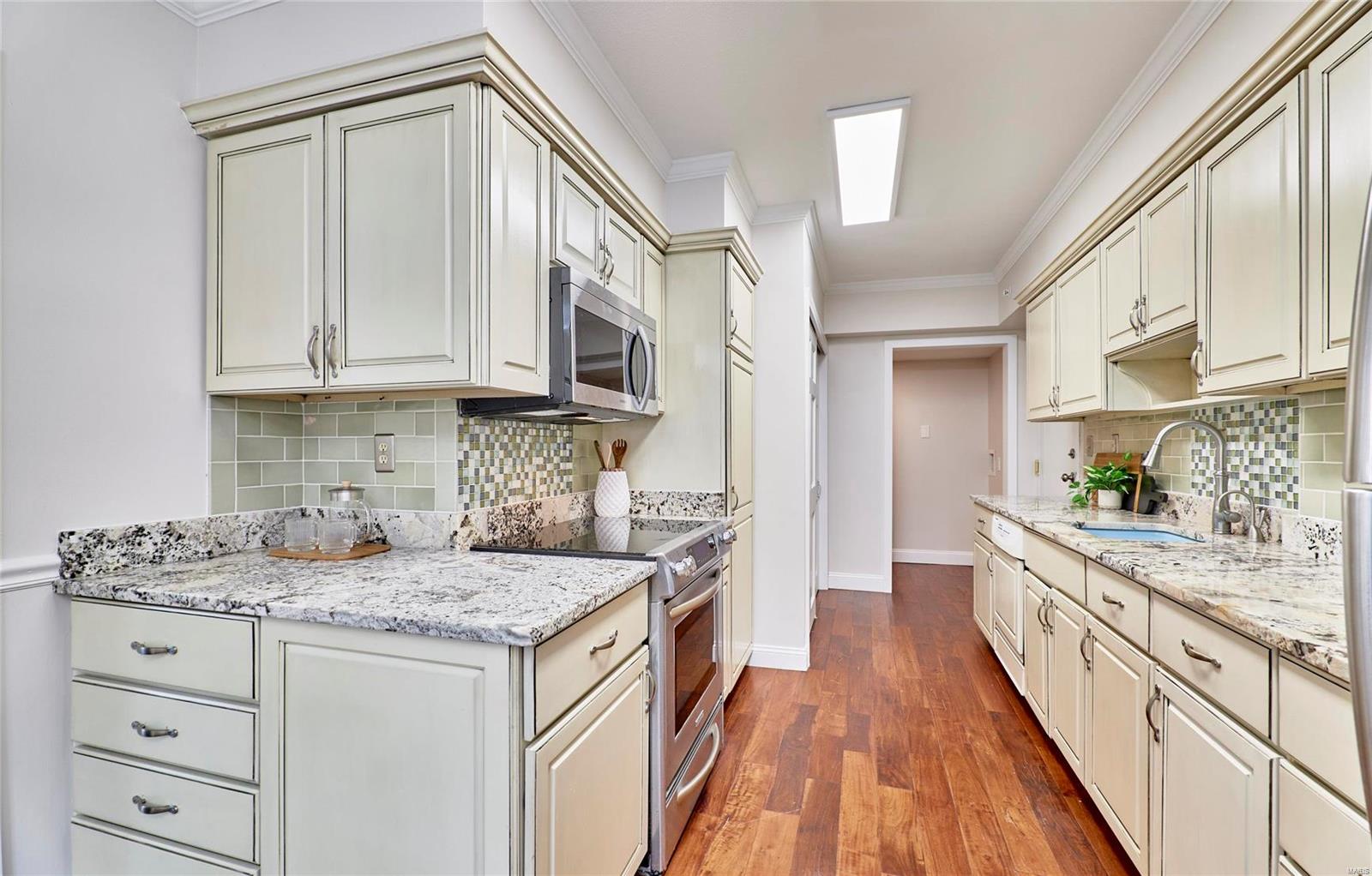 900 South Hanley Road, Unit 7A St. Louis, MO 63105 - Photo 21 of 50 Gallery Image 21
