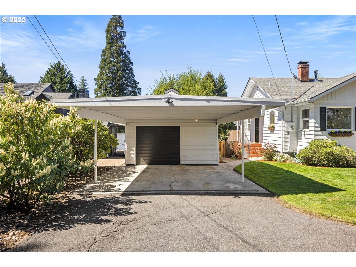 5903 Southwest Old Scholls Ferry Road Portland, OR 97225 - Photo 33 of 36 Gallery Image 33