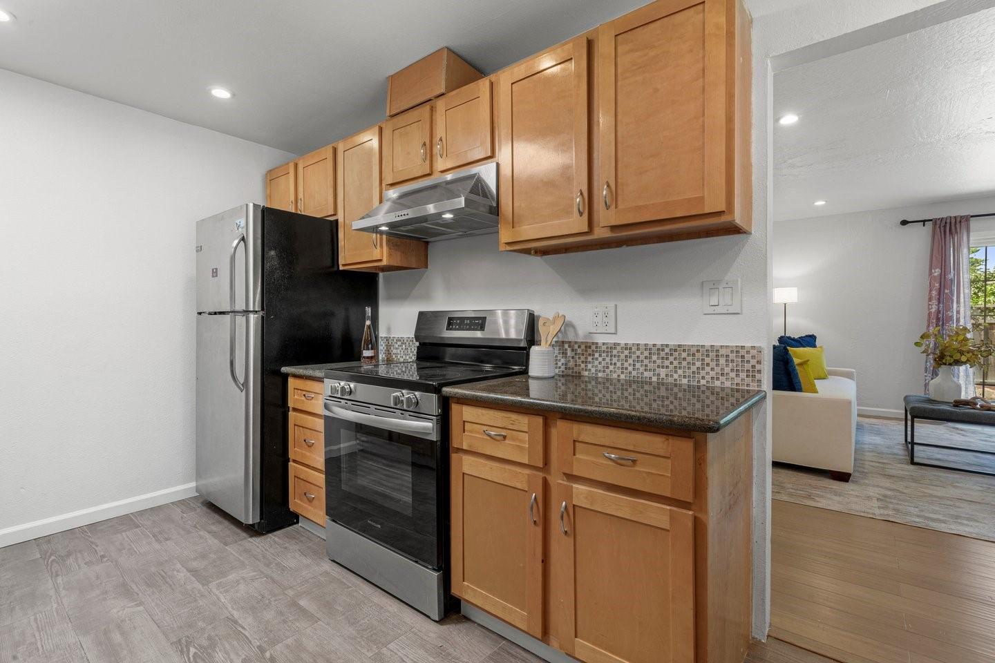 6401 Bollinger Road Cupertino, CA 95014 - Photo 13 of 42 Gallery Image 13