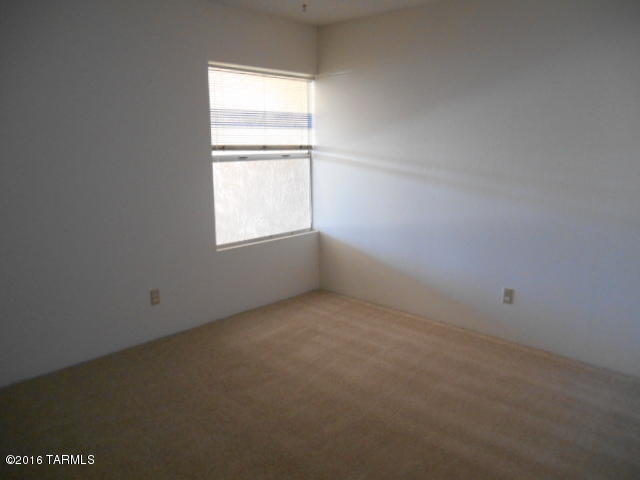 3415 North Eagle Road Tucson, AZ 85750 - Photo 12 of 33 Gallery Image 12