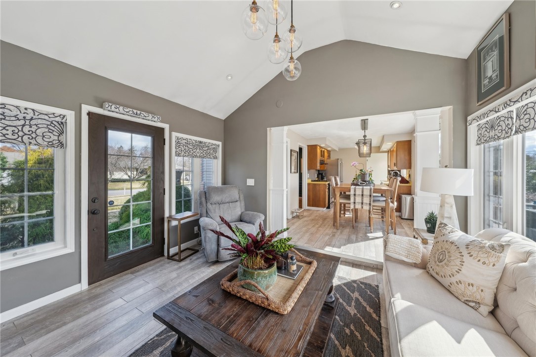 423 Wimbledon Road Irondequoit, NY 14617 - Photo 13 of 50