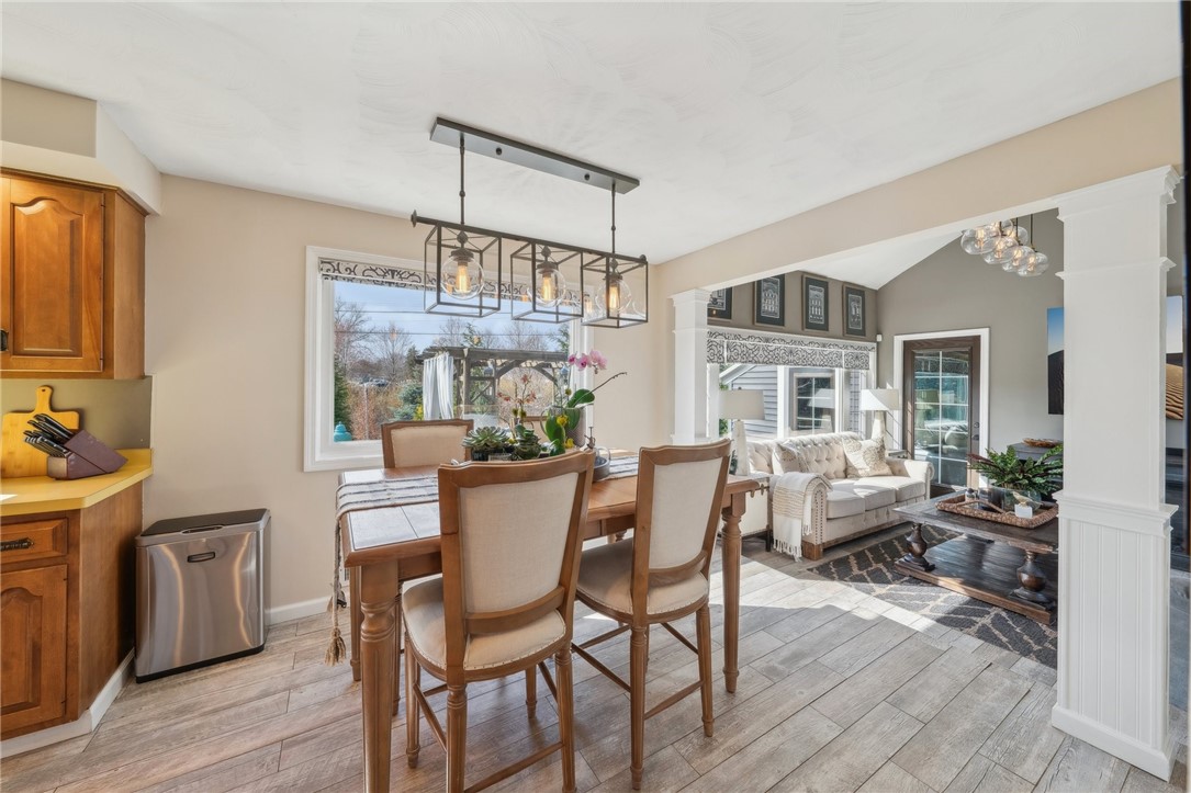 423 Wimbledon Road Irondequoit, NY 14617 - Photo 14 of 50