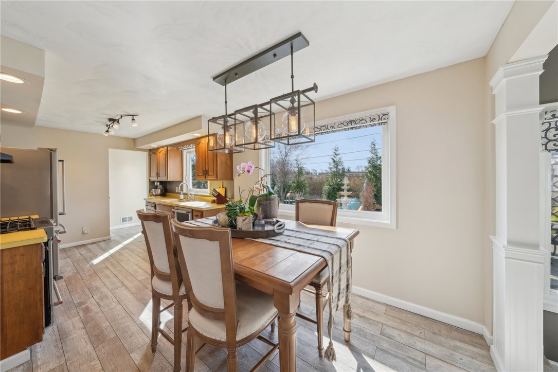 423 Wimbledon Road Irondequoit, NY 14617 - Photo 16 of 50