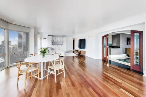 $1,280,000 | 100 East Huron Street, Unit 3505, Chicago, IL 60611