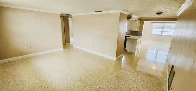 $2,000 | 68 Lake Shore Drive, Palm Harbor, FL 34684