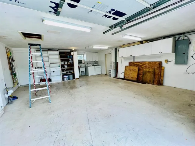 $2,000 | 68 Lake Shore Drive, Palm Harbor, FL 34684