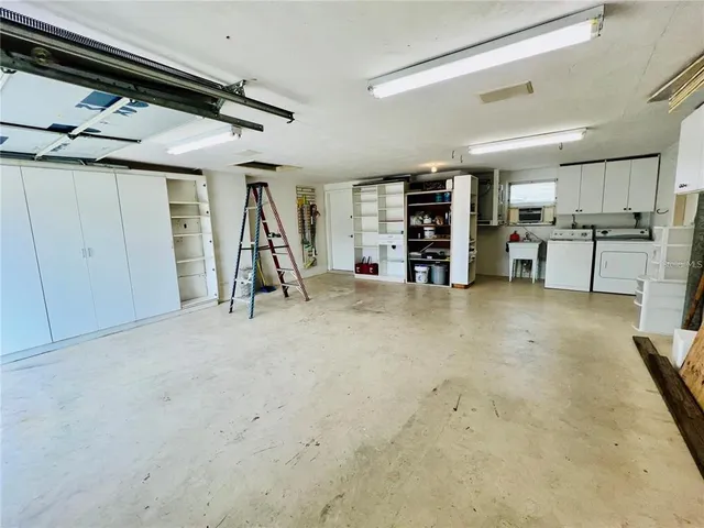 $2,000 | 68 Lake Shore Drive, Palm Harbor, FL 34684