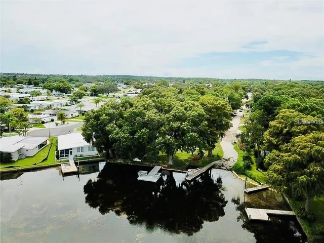 $2,000 | 68 Lake Shore Drive, Palm Harbor, FL 34684