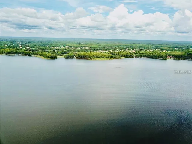 $2,000 | 68 Lake Shore Drive, Palm Harbor, FL 34684