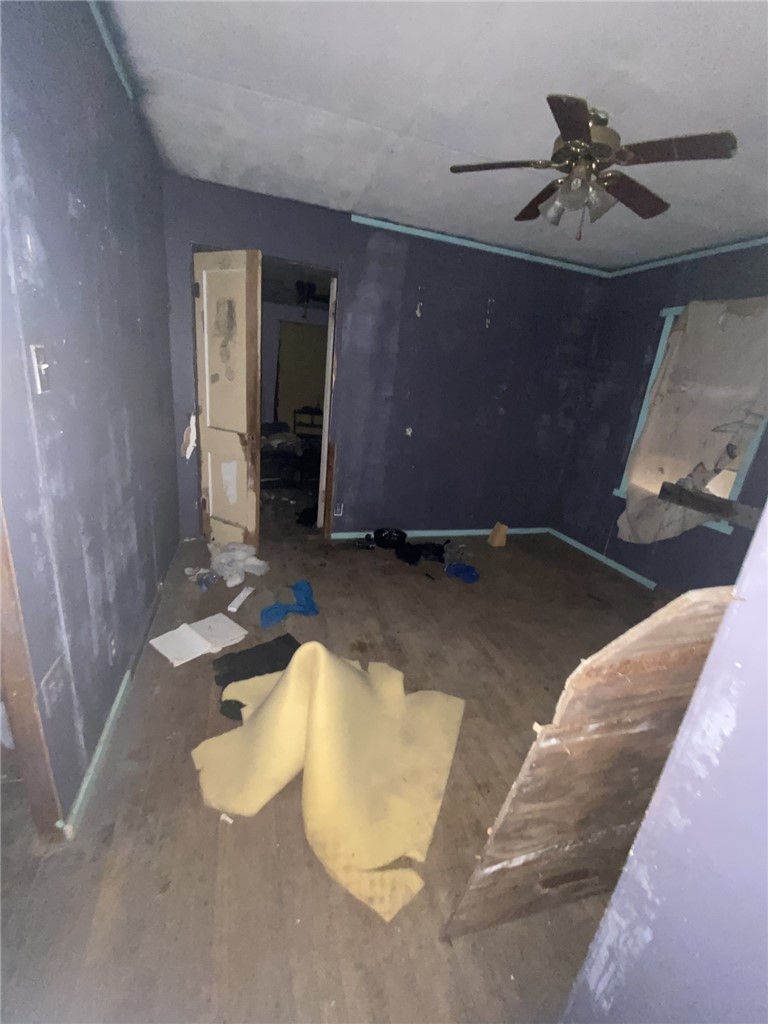 629 Southwest 7th Street Premont, TX 78375 - Photo 5 of 12 a backyard of a house