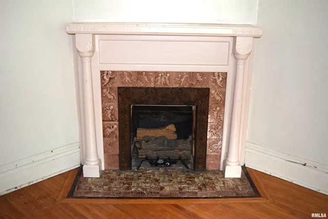 $174,900 | 1503 West Callender Avenue, Peoria, IL 61606