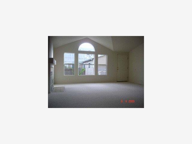 140 South Rengstorff Avenue Mountain View, CA 94040 - Photo 3 of 5 a picture of a living room with a window