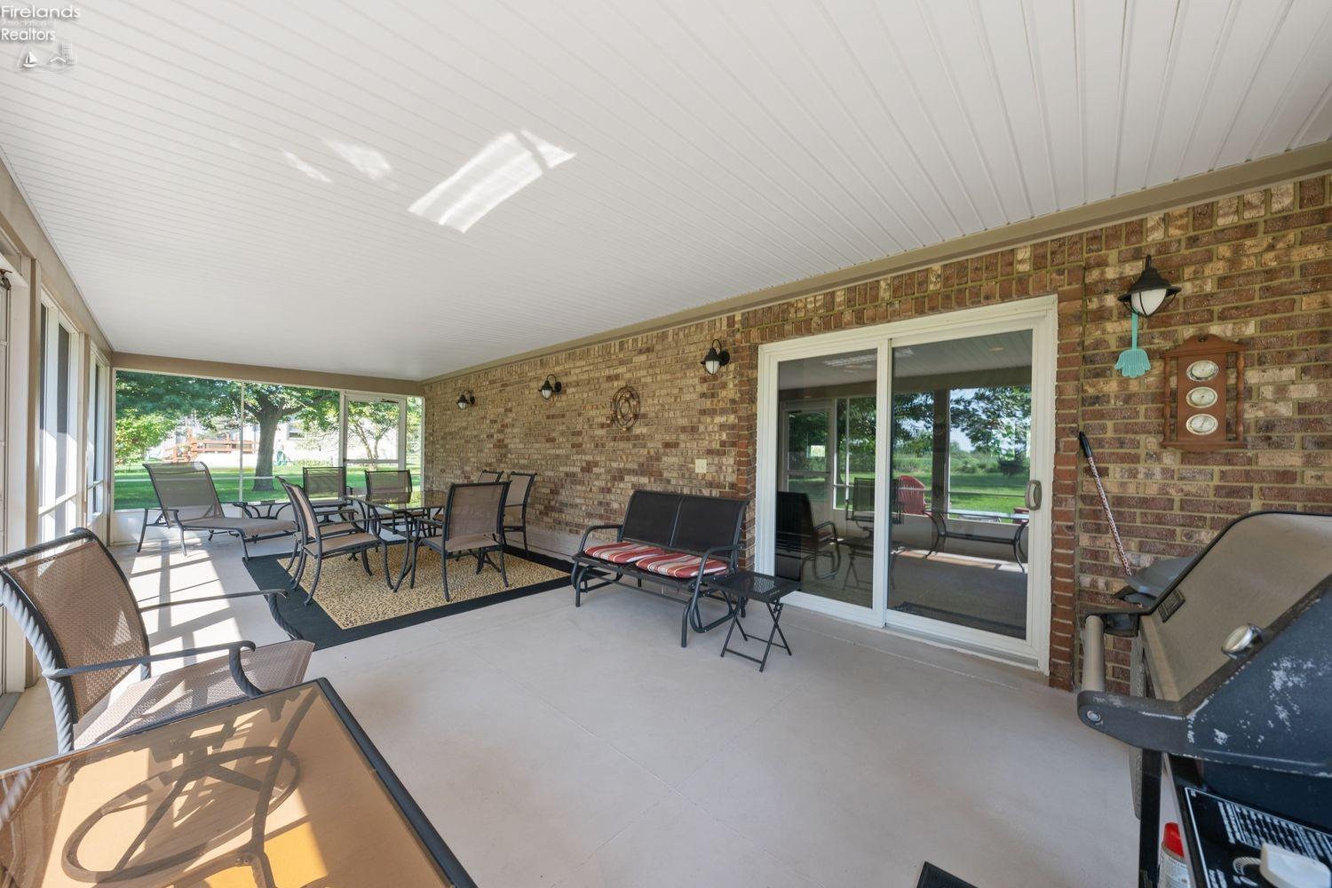 5415 Isch Road Walbridge, OH 43465 - Photo 25 of 33 Gallery Image 25