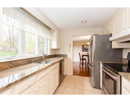 22 Andrews Road Topsfield, MA 01983 - Photo 11 of 25 Gallery Image 11