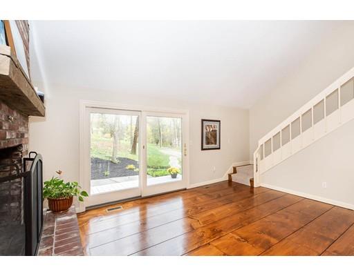 22 Andrews Road Topsfield, MA 01983 - Photo 8 of 25 Gallery Image 8