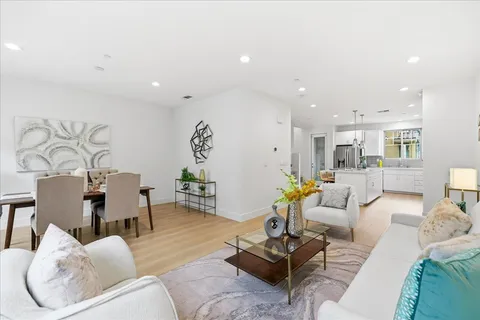 $1,658,000 | 270 Ariana Place, Mountain View, CA 94043
