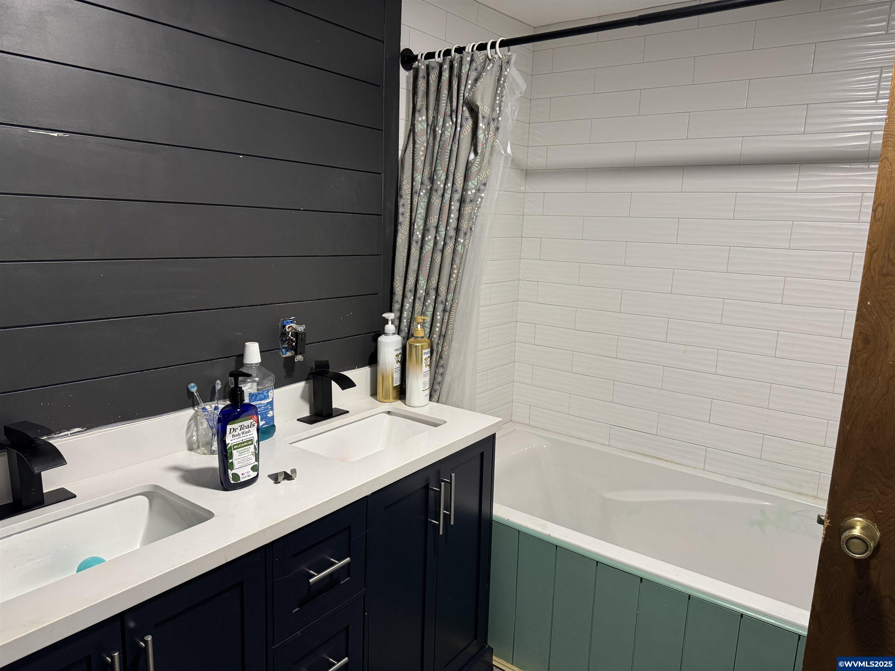 2090 Davis Road South Salem, OR 97306 - Photo 6 of 20 Gallery Image 6