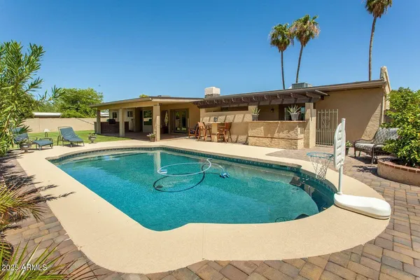 $3,500 | 10008 North 33rd Place, Phoenix, AZ 85028