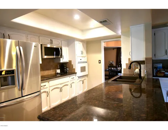 $3,500 | 10008 North 33rd Place, Phoenix, AZ 85028