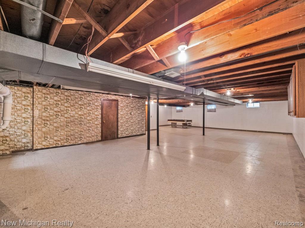 29617 Geraldine Road Farmington Hills, MI 48336 - Photo 21 of 25