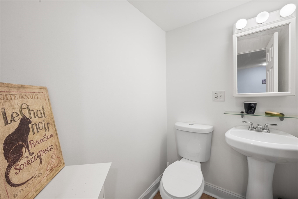 76 Paul Revere Road Arlington, MA 02476 - Photo 24 of 27 Gallery Image 24